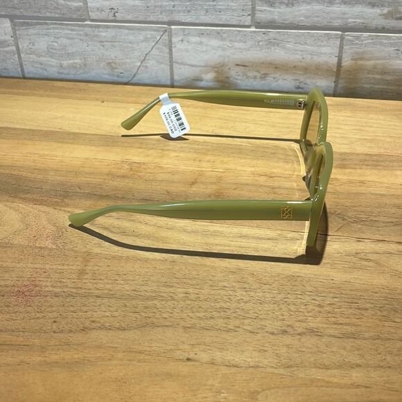 Anthropologie L Space Raie Eyewear Aries Sunglasses Green NWT - Picture 6 of 9